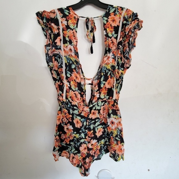 Lucky Brand Orange Floral Flutter Short Sleeve Plunge V Neck Romper Shorts Med - Picture 4 of 12